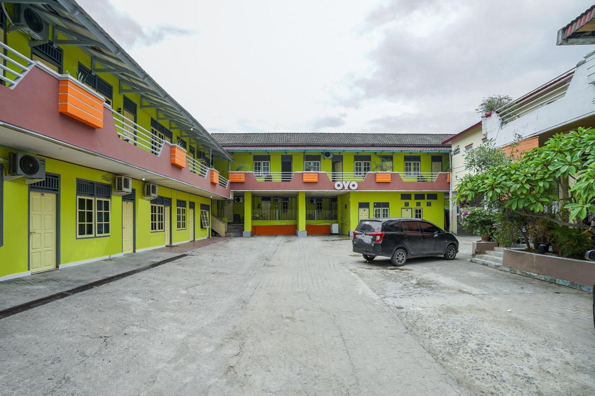 OYO 2177 Trikora Indah Residence Palembang Bagian luar foto