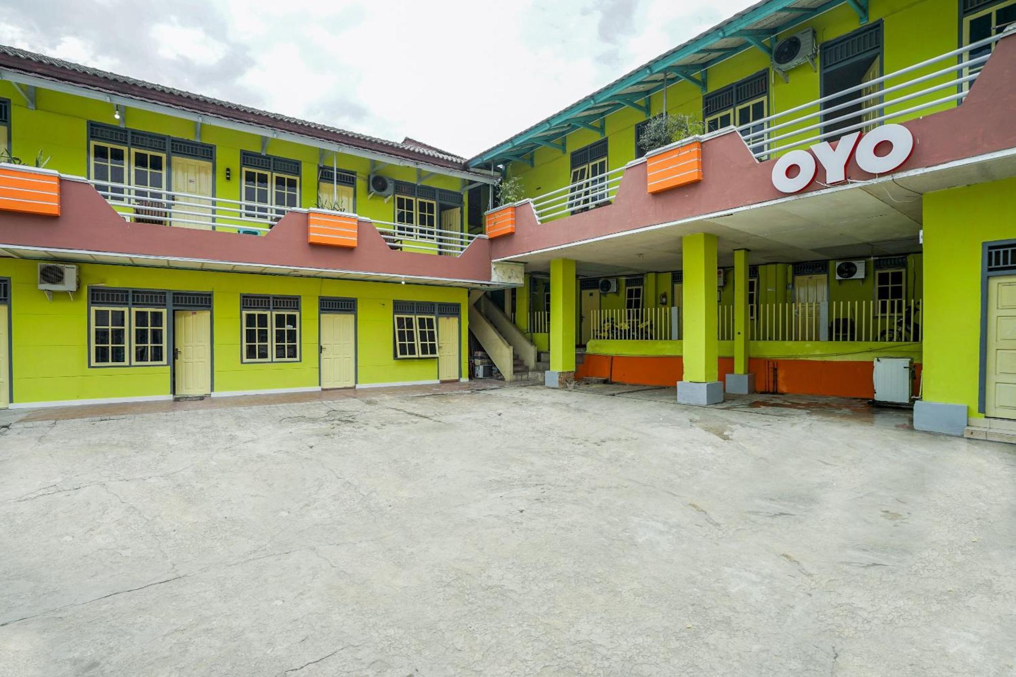 OYO 2177 Trikora Indah Residence Palembang Bagian luar foto